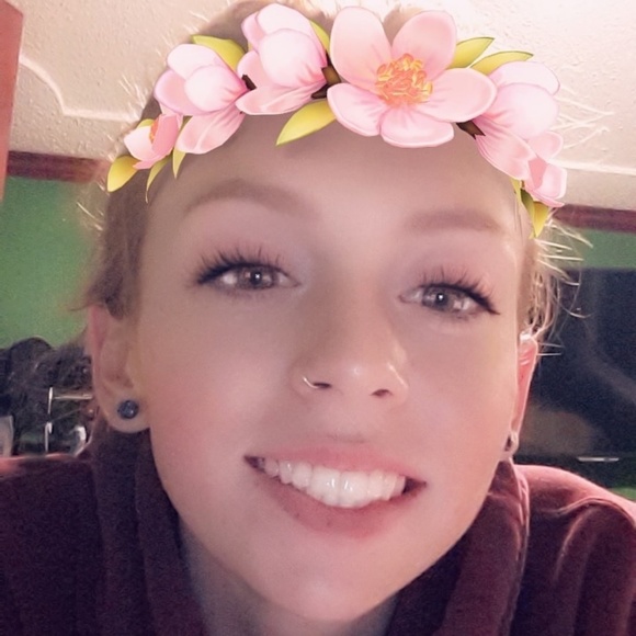 hollyycr
